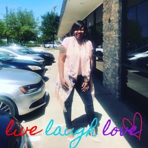 Meet your Posher, Kindra